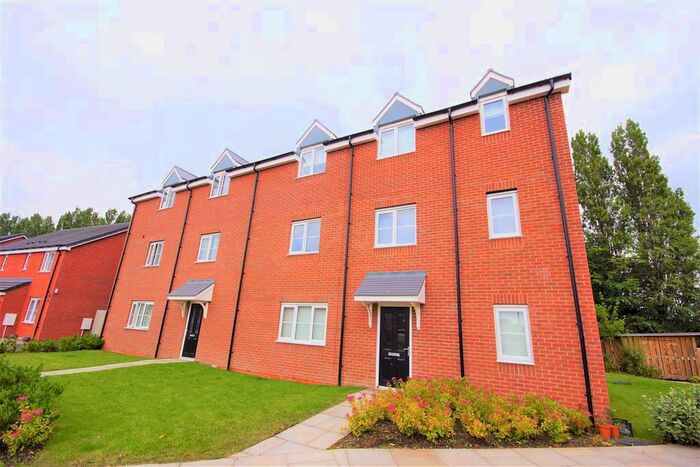 2 Bedroom Flat To Rent In Electric Way, Birmingham B11