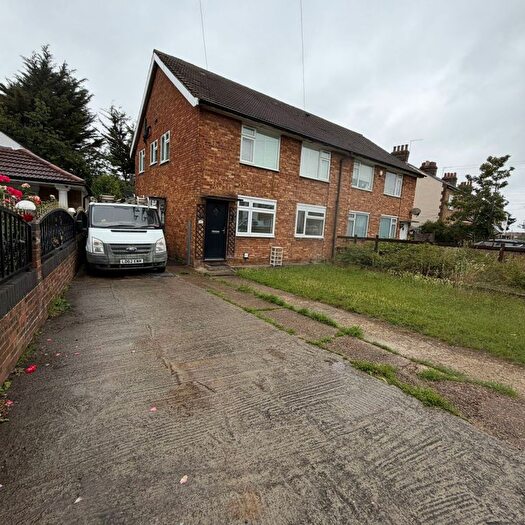 2 Bedroom Flat To Rent In Yeading Fork Hayes, UB4
