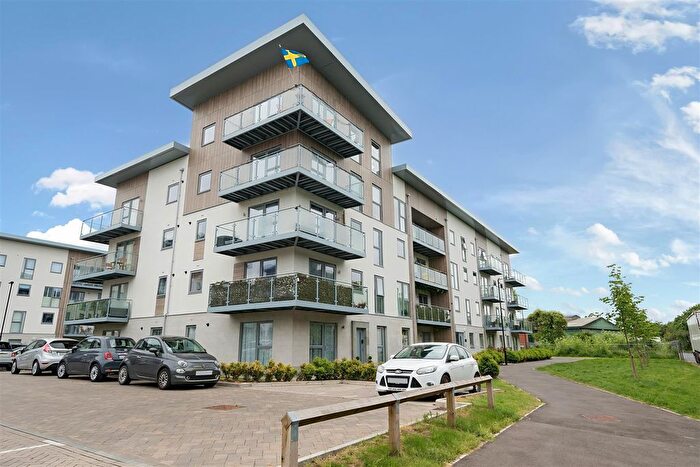 1 Bedroom Flat For Sale In Vicus Way, Maidenhead, SL6