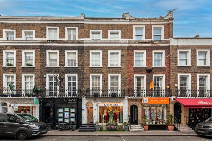 Property For Sale In Beauchamp Place, London, SW3
