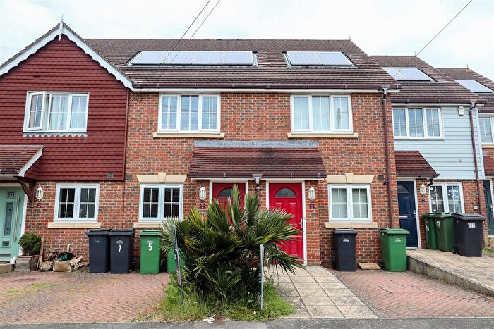 2 Bedroom Terraced House To Rent In Fellows Road, Hastings, TN34