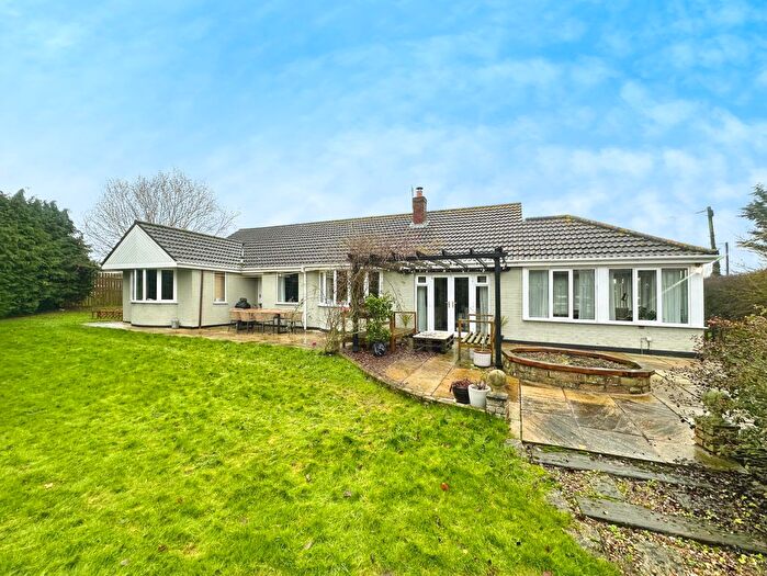 5 Bedroom Detached Bungalow To Rent In Rand, Market Rasen, LN8