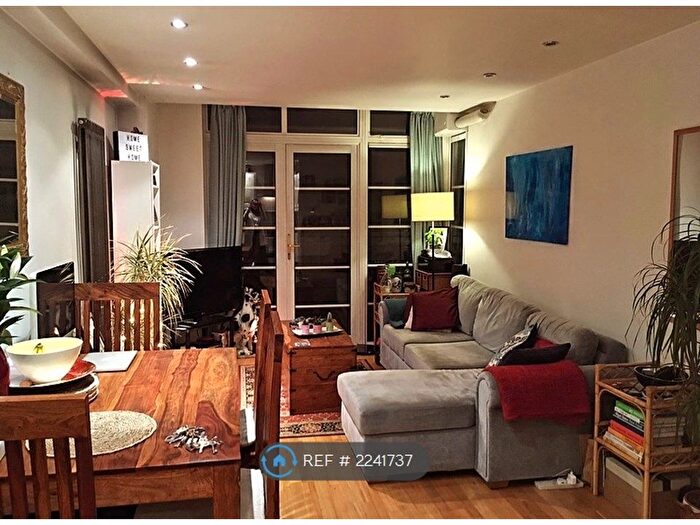 1 Bedroom Flat To Rent In Barrhill Road, Streatham Hill, SW2