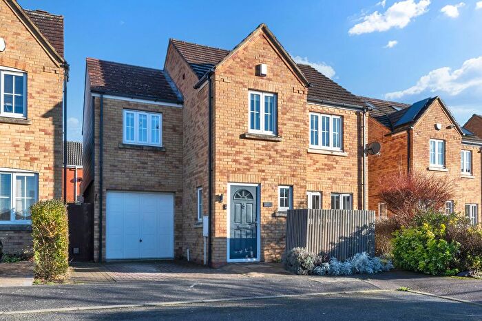 4 Bedroom Detached House To Rent In Nightingale Way, Royston, SG8