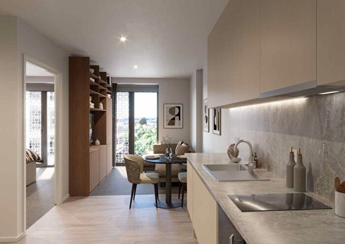 1 Bedroom Flat To Rent In Square Gardens, Botanic Avenue, First Street, Manchester, M15