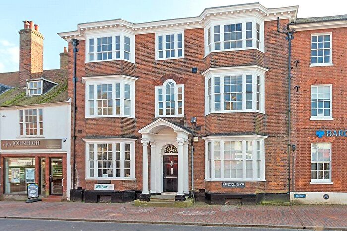 1 Bedroom Apartment To Rent In High Street, Sittingbourne, Kent, ME10