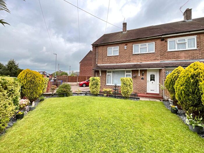 3 Bedroom Semi-Detached House For Sale In Templeton Avenue, Stoke-On-Trent, ST2