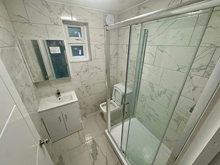 1 Bedroom Flat To Rent In Waylen Street, Reading, RG1