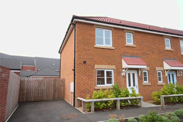 3 Bedroom Semi-Detached House To Rent In Dorado Close, Stockton-On-Tees, TS18