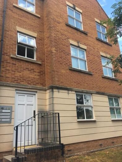 4 Bedroom Flat To Rent In Jellicoe Avenue, Stoke Park, Bristol, BS16