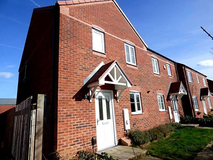 3 Bedroom Semi Detached House For Sale In Gilkes Walk, Middlesbrough, TS4