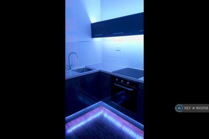 1 Bedroom Flat To Rent In High Street, Glasgow, G1