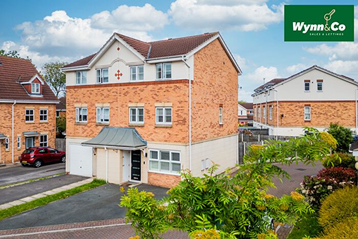 3 Bedroom Semi-Detached House For Sale In Morris Fields, Normanton, WF6