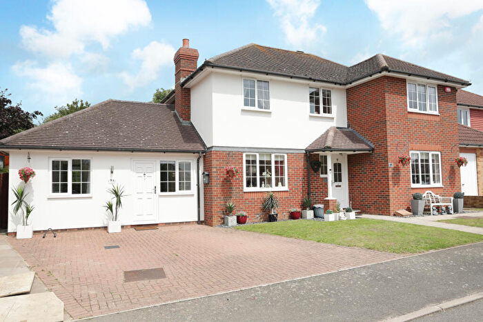 5 Bedroom Detached House For Sale In Southall Close, Ramsgate, CT12