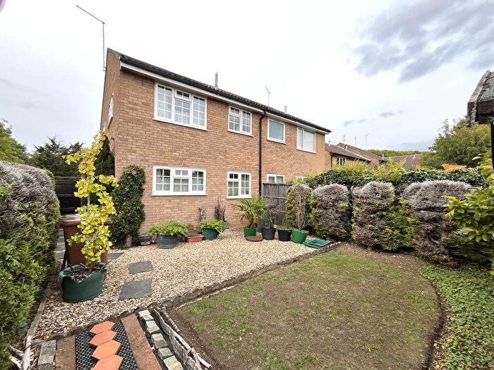 1 Bedroom Terraced House For Sale In Willoughby Court, Peterborough, PE1
