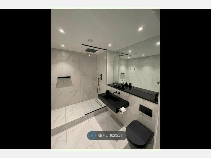 1 Bedroom Flat To Rent In Malta Street, Manchester, M4