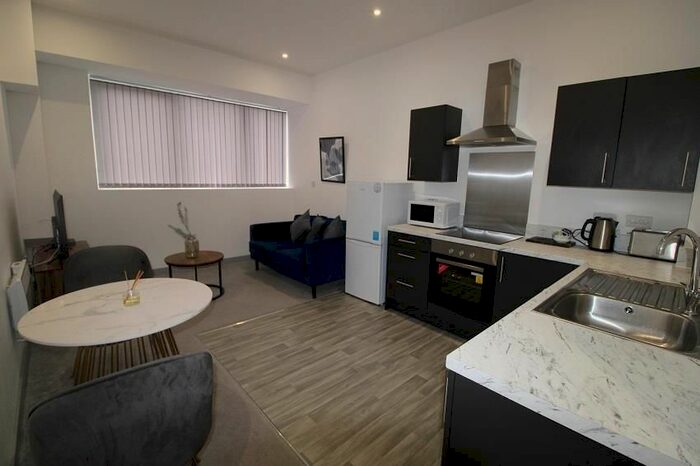 1 Bedroom Flat To Rent In Dudley Road, Brierley Hill, DY5