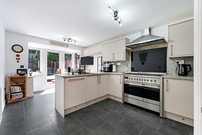 4 Bedroom Detached House For Sale In Kensington Close, Widnes, WA8