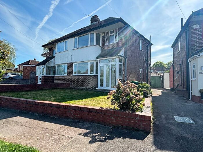 2 Bedroom Semi-Detached House To Rent In Cherry Tree Avenue, Walsall, WS5
