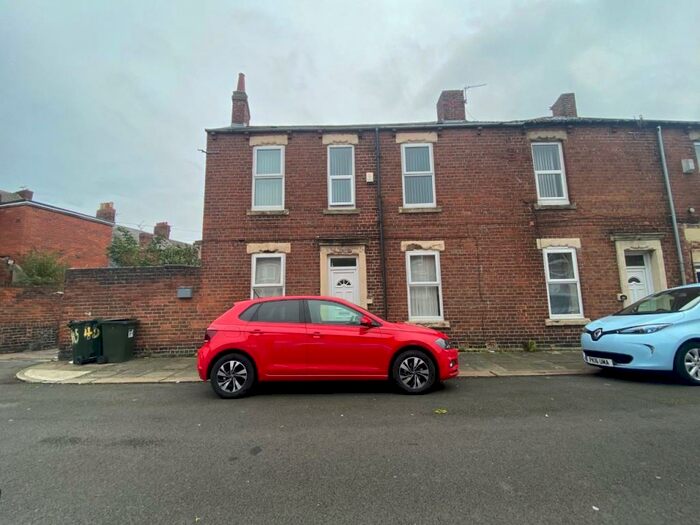 1 Bedroom Flat To Rent In Sibthorpe Street, North Shields, North Shields, Tyne And Wear, NE29