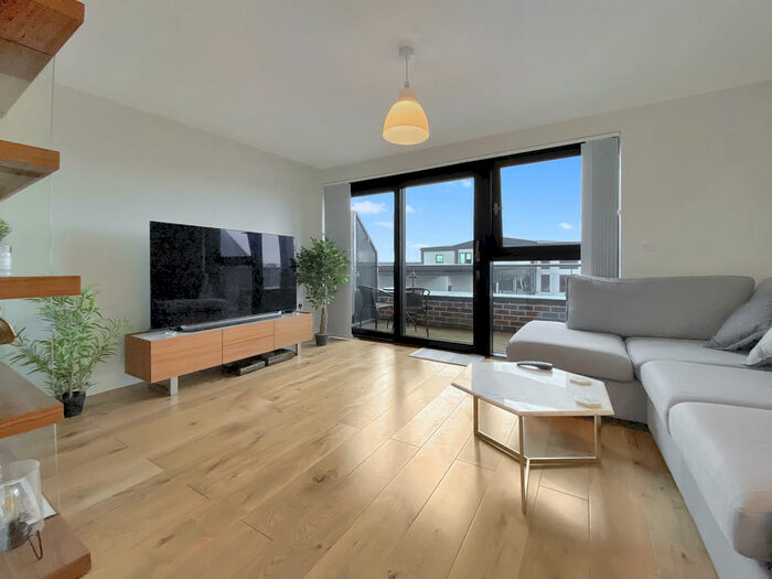 2 Bedroom Penthouse To Rent In Victoria Riverside, Leeds City Centre, LS10