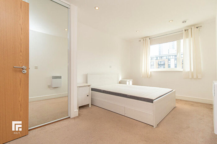 2 Bedroom Apartment To Rent In Kilcredaun House, Prospect Place, Cardiff Bay, CF11