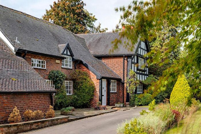 5 Bedroom Equestrian Facility For Sale In Overton Green, Smallwood, Sandbach, CW11