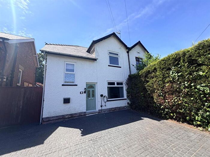 3 Bedroom Semi-Detached House To Rent In Chain Lane, Derby, DE3
