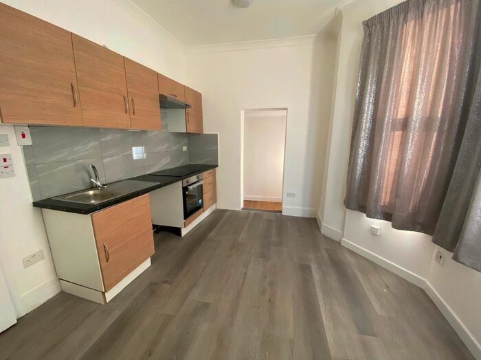 1 Bedroom Flat To Rent In Mount Pleasant Lane, London, E5