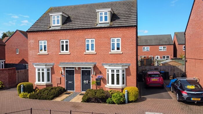 3 Bedroom Semi-Detached House For Sale In Wagtail Avenue Kibworth Beauchamp, Kibworth Beauchamp, Leicester, Leicestershire, LE8