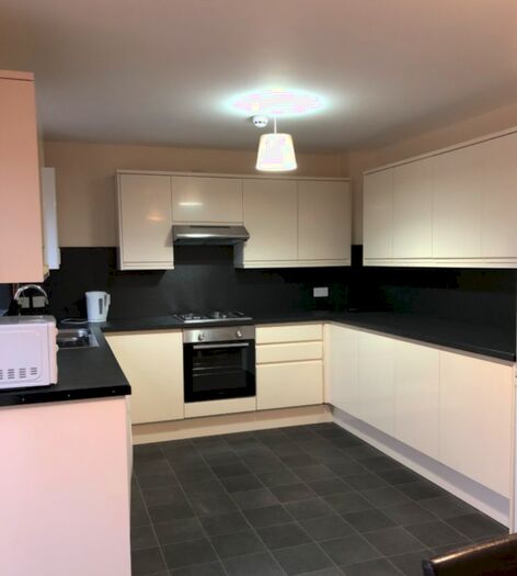 1 Bedroom House To Rent In B Jubilee Street, Bristol, Bristol, BS2