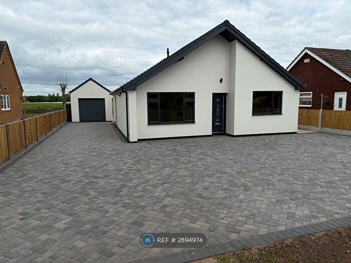 3 Bedroom Bungalow To Rent In West End Road, Epworth, Doncaster, DN9