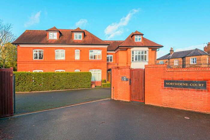 3 Bedroom Flat To Rent In 2 Northdene Court, Egham Hill, Egham TW20