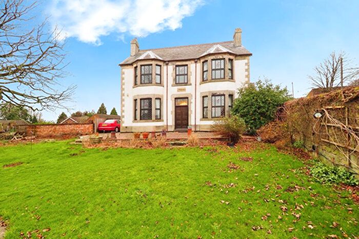 5 Bedroom Detached House For Sale In Chesterfield Road, Sutton-in-ashfield, NG17