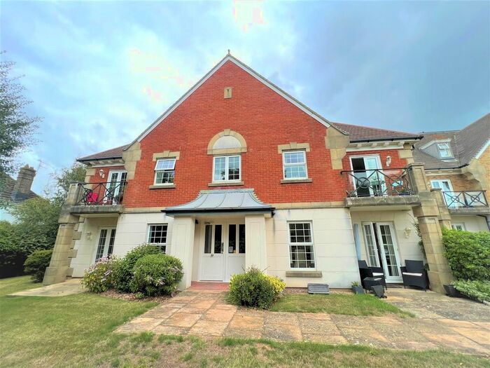 2 Bedroom Flat To Rent In Jasmine Way, Bexhill-On-Sea, TN39