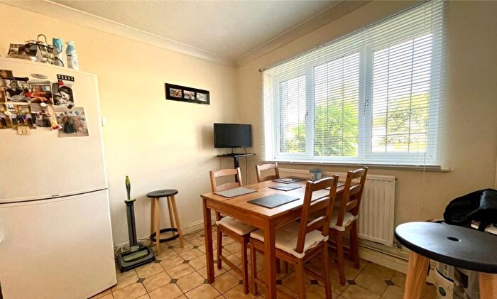 1 Bedroom House To Rent In Chapel Lane, Farnborough, Hampshire, GU14