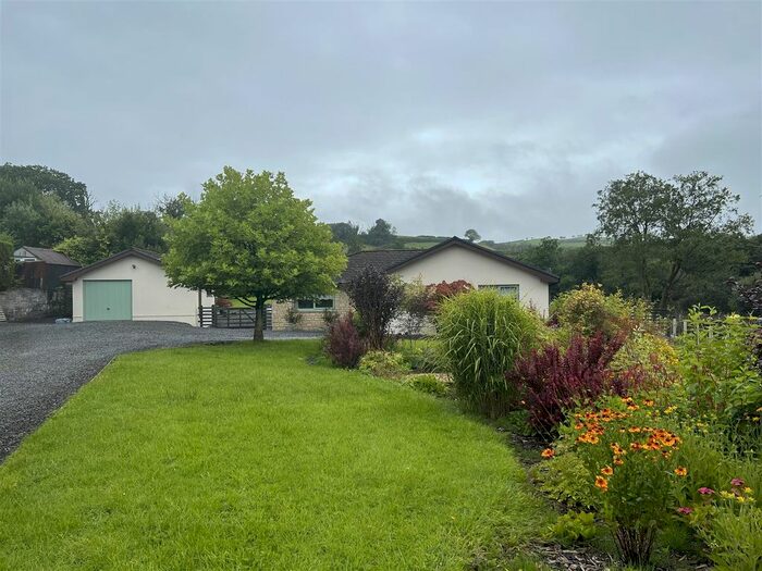 2 Bedroom Detached Bungalow For Sale In Marlais Park, Carmel, Llanelli, SA14