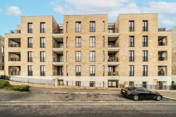 1 Bedroom Flat To Rent In Maurice Browne Avenue, London, NW7