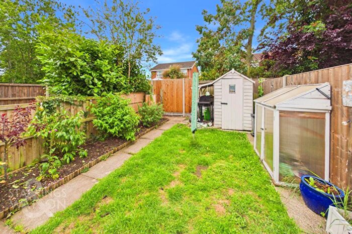 3 Bedroom Terraced House For Sale In Melton Close, Wymondham, NR18