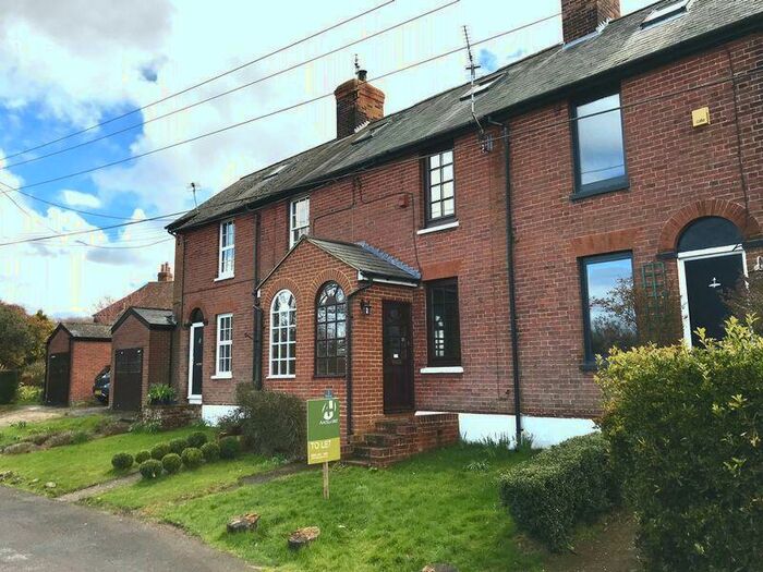 3 Bedroom Cottage To Rent In Selling, Faversham, ME13