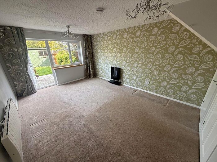 2 Bedroom Terraced House To Rent In Pennine Road, Bromsgrove, Worcestershire, B61