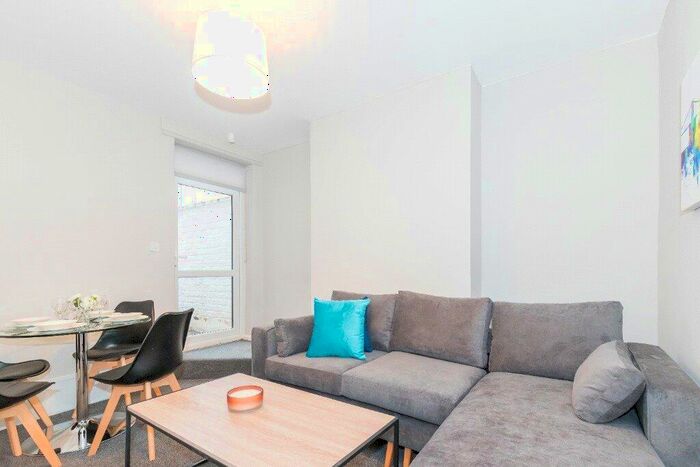 4 Bedroom Terraced House To Rent In Brislington, Winchester Road, BS4