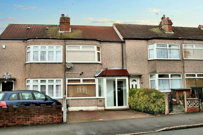 2 Bedroom Semi-Detached House To Rent In Norman Road, Hornchurch, RM11