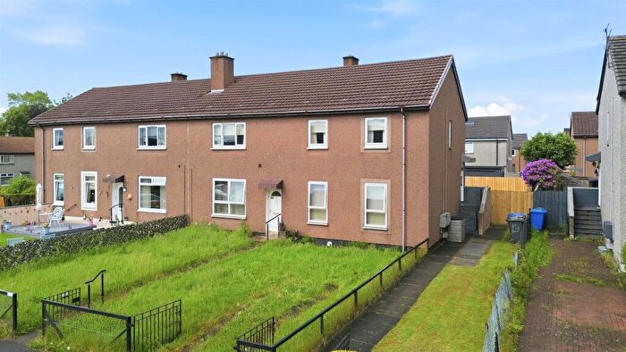 3 Bedroom Flat For Sale In Shinwell Avenue, Clydebank, G81