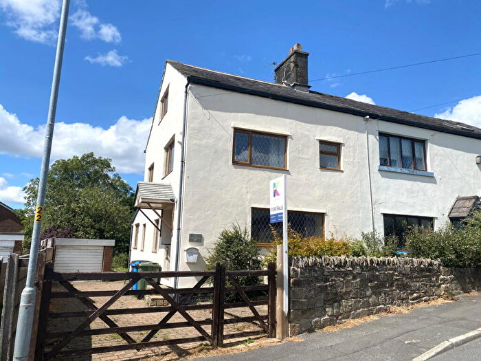 2 Bedroom Semi Detached House For Sale In Counthill Road, Moorside, Oldham, OL4