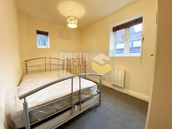 1 Bedroom Flat To Rent In Knighton Fields Road East, Knighton Fields, LE2