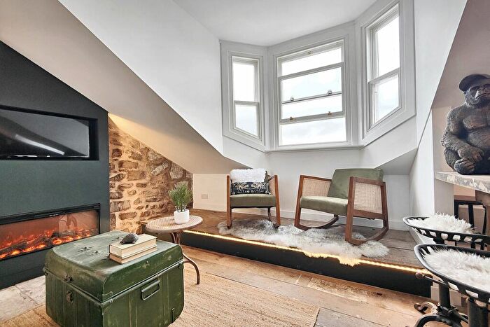 2 Bedroom Property To Rent In Back Crescent Street, Morecambe, LA4