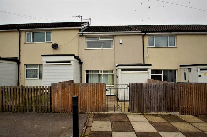 2 Bedroom Terraced House To Rent In Pennwell Dean, Leeds, LS14