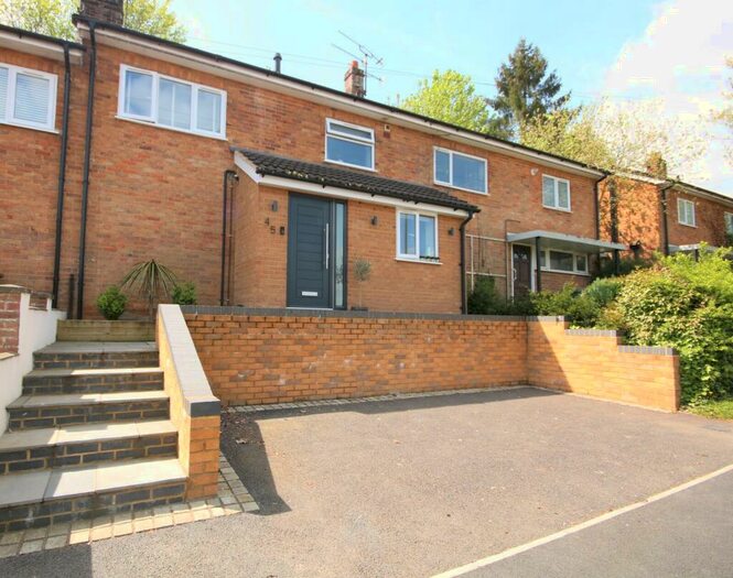 2 Bedroom Terraced House To Rent In Crisp Road, Henley-On-Thames, Oxfordshire, RG9