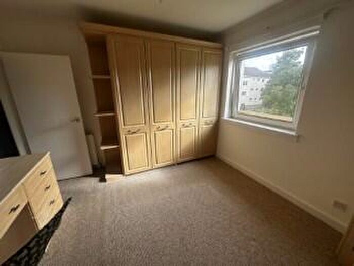 2 Bedroom Flat To Rent In Arnprior Road, Glasgow, G45